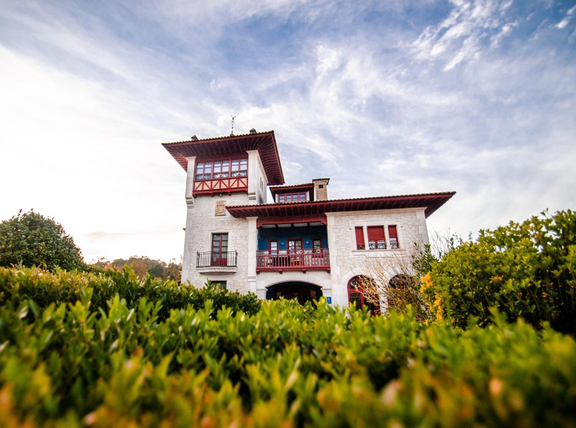 Hotel Palacete Real Villamayor  Екстериор снимка